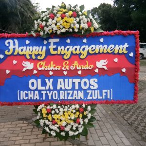 Bunga Papan Happy Engagement 004